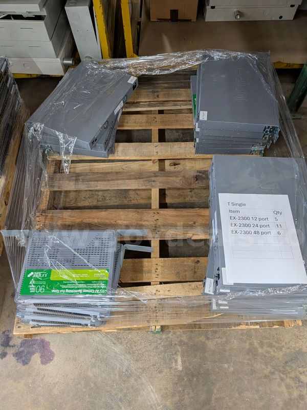 1 SINGLE PALLET USED SERVERS MARKED T