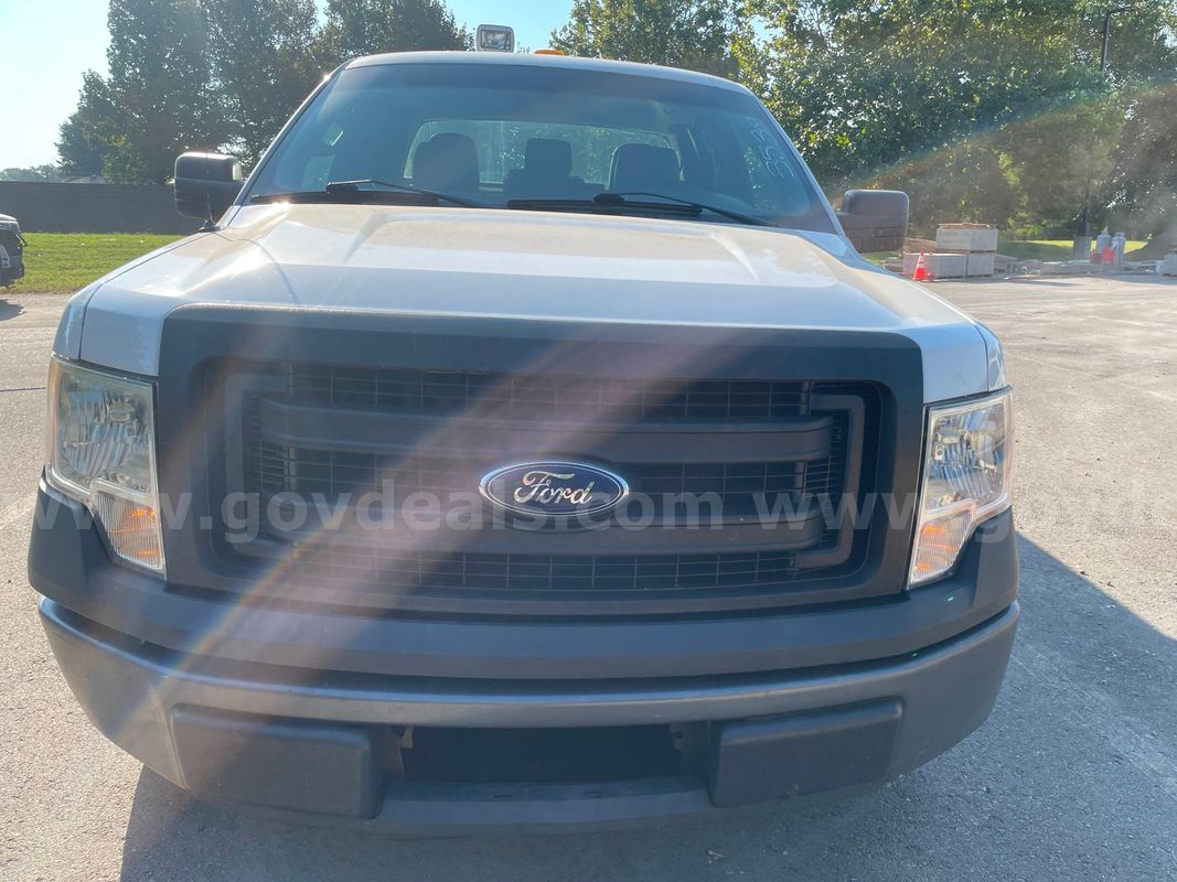 2013 Ford F-150 XL SuperCab 6.5-ft. Bed 2WD