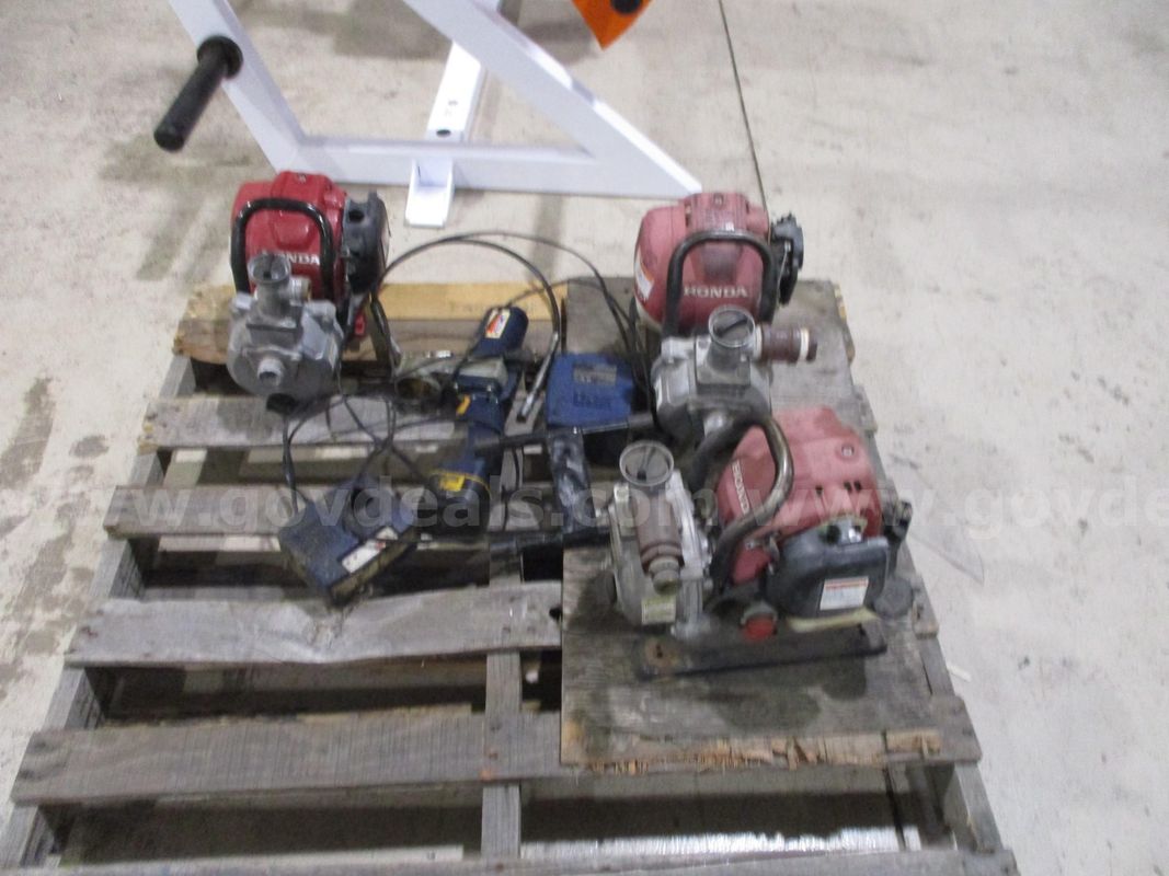 Lot of (3) Honda Gas-Powered Portable Water Pumps