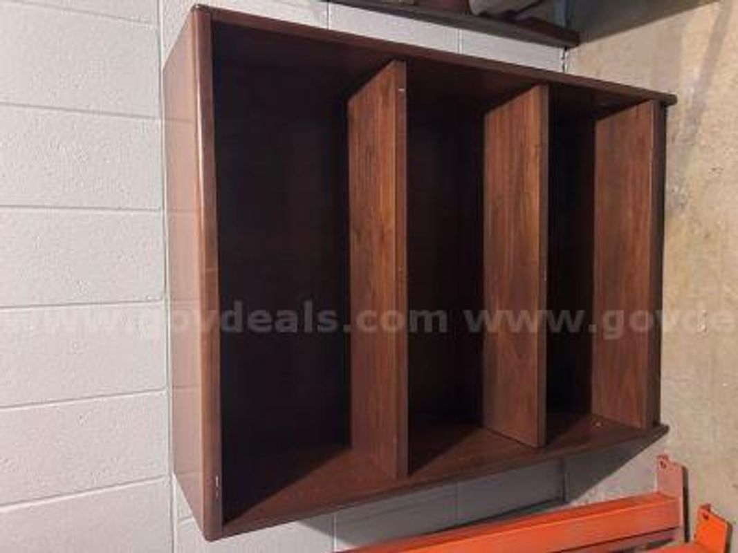 Executive office furniture ensemble