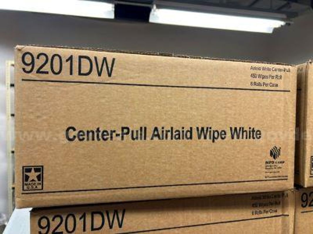 Center-Pull Airlaid Wipes