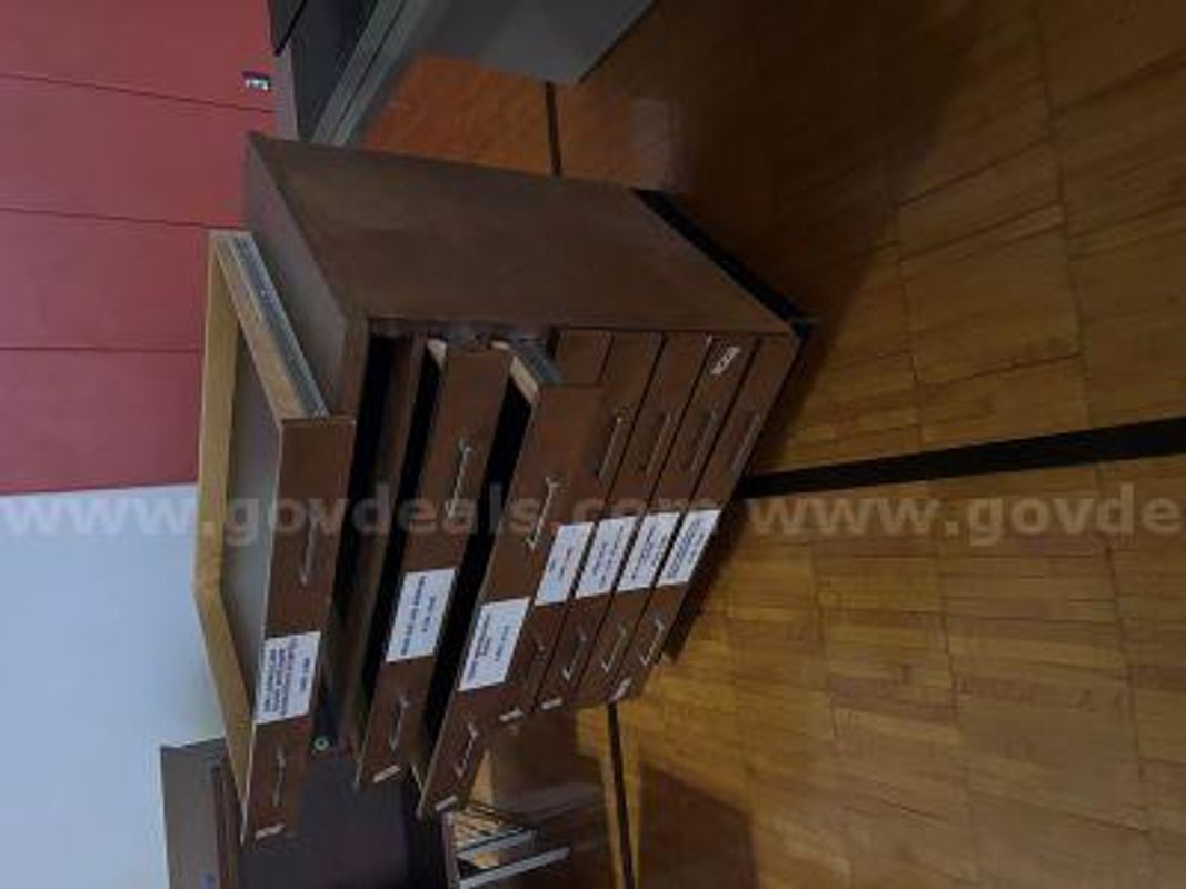 Storage/map cabinet