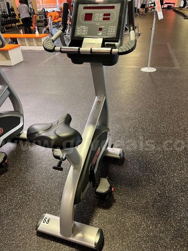 Star Track Upright Bike 68