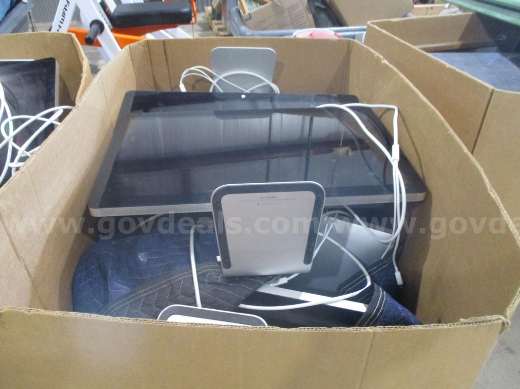 Lot of Apple iMac 21.5" Computers, Model A1407 (Mid-2011)
