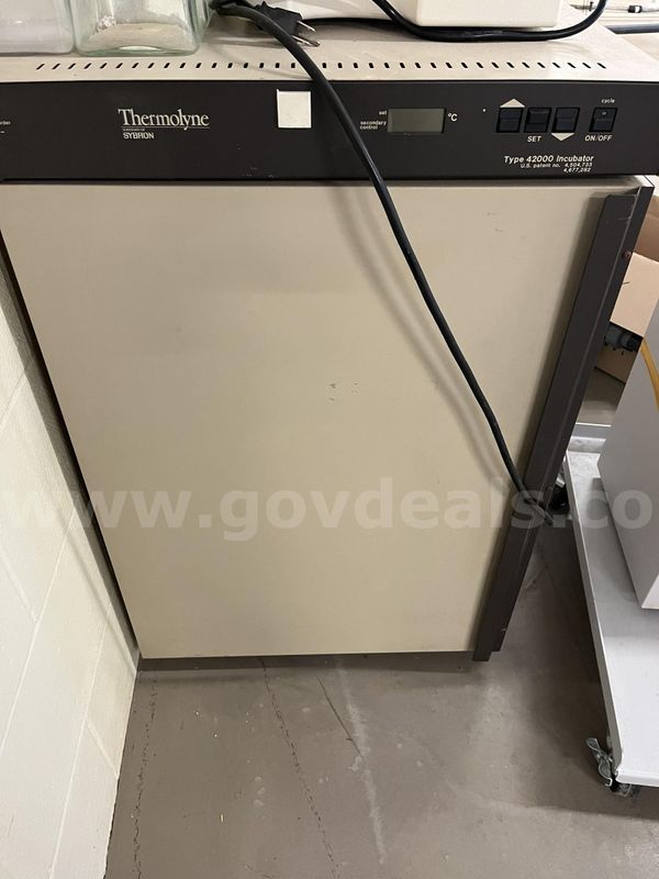 Thermolyne Benchtop Incubator