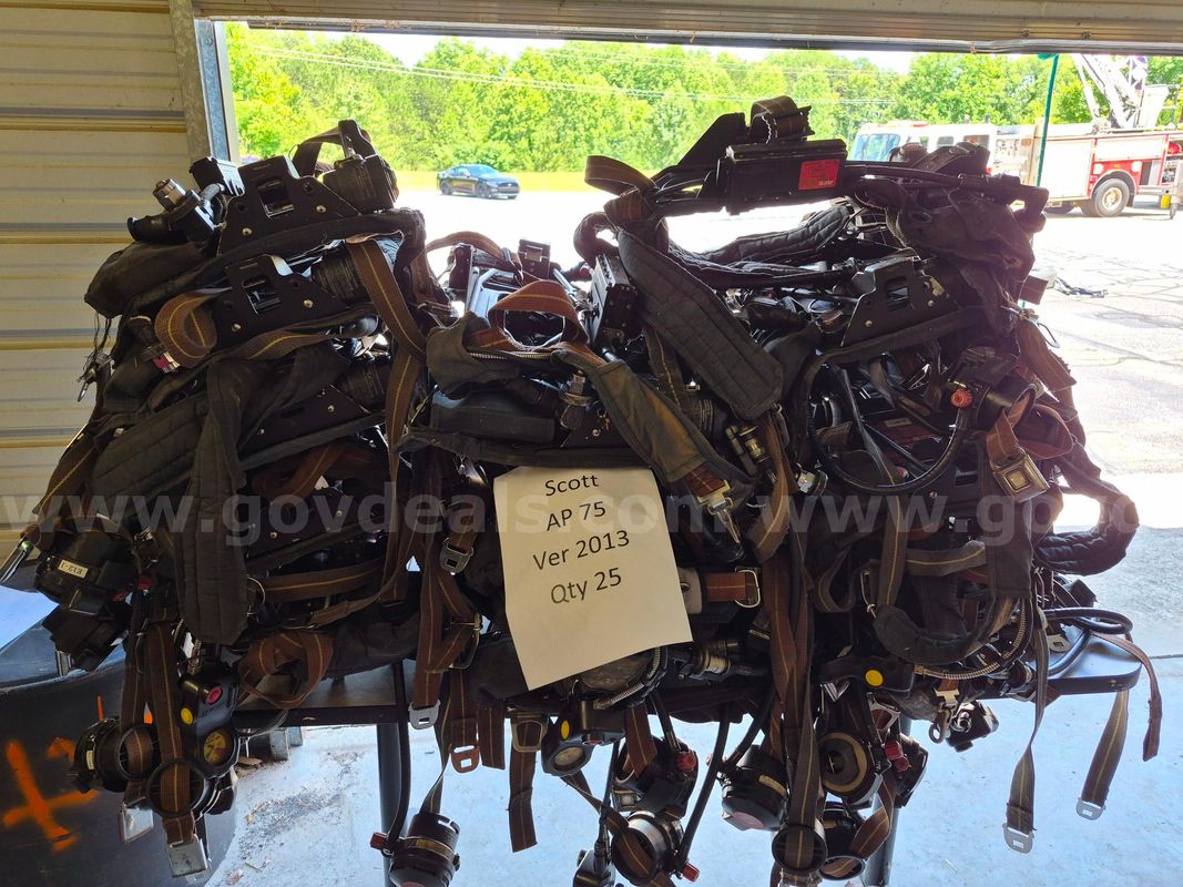 Scott Air Pak (lot#2) 26 ea model AP 75