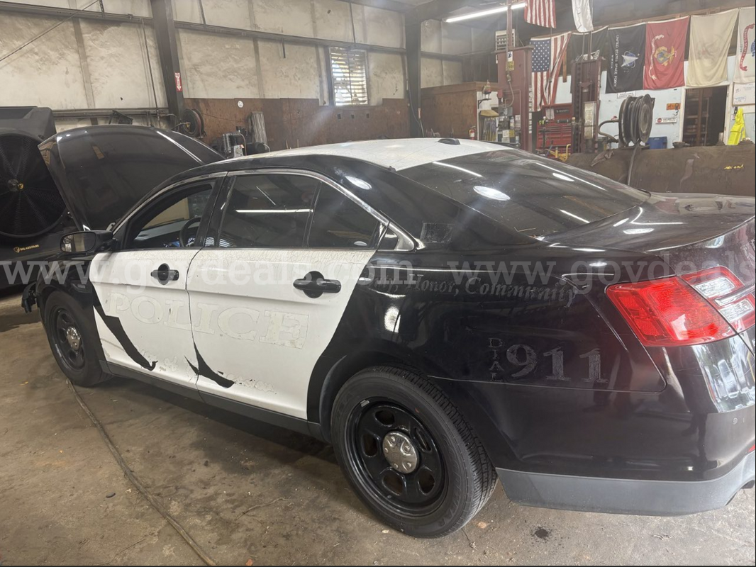 2015 Ford Taurus