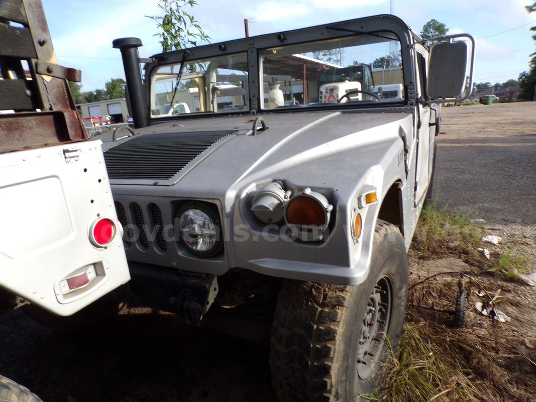 1991 Truck HMMWV, Diesel, 8-cylinder, AM General