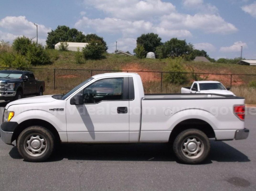 2013 Ford F-150 4x2 Pickup Truck