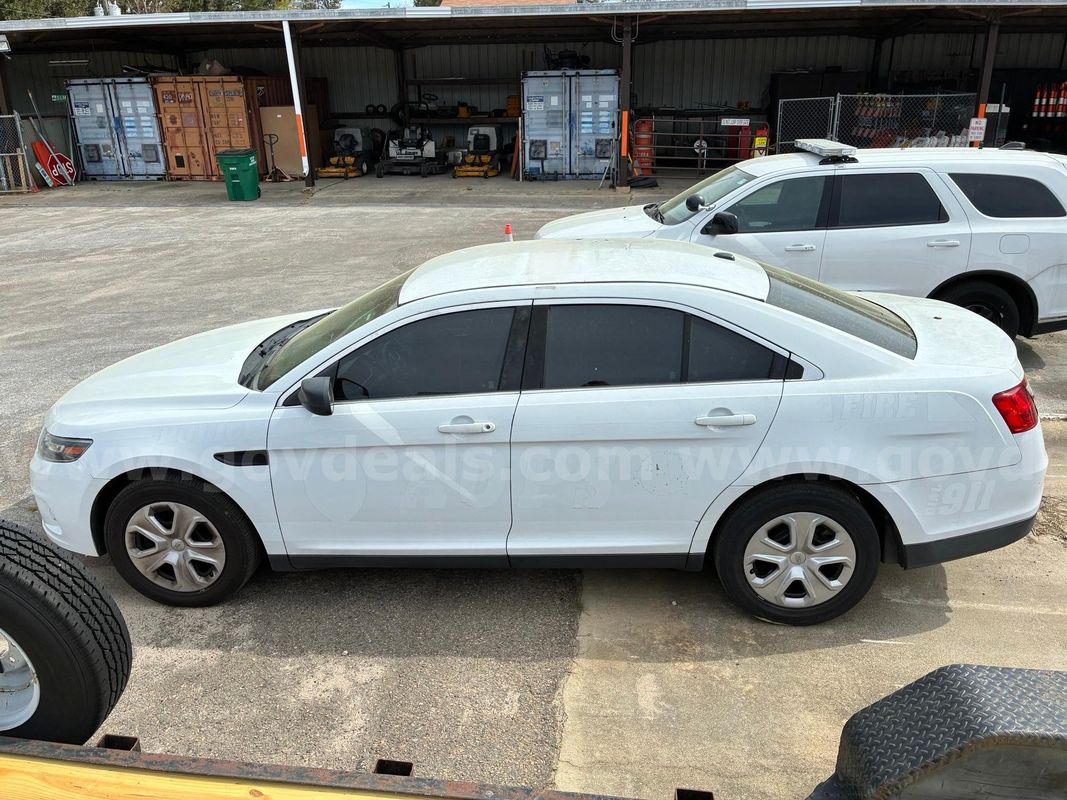 2015 Ford Taurus