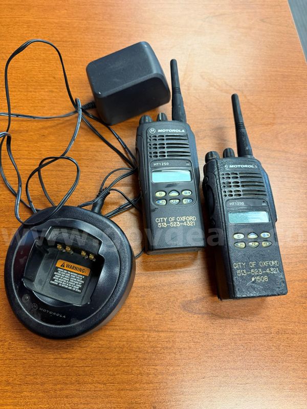 Lot of (2) Radios