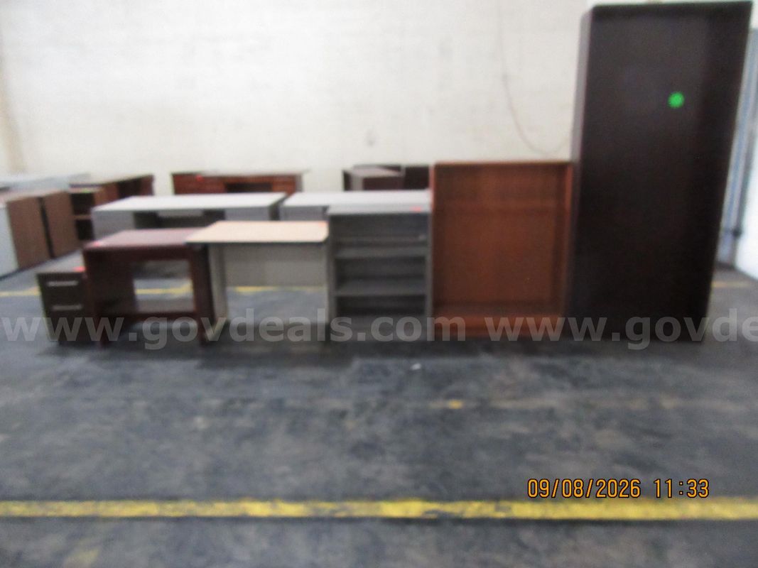 Lot of 6 Various Furniture Items