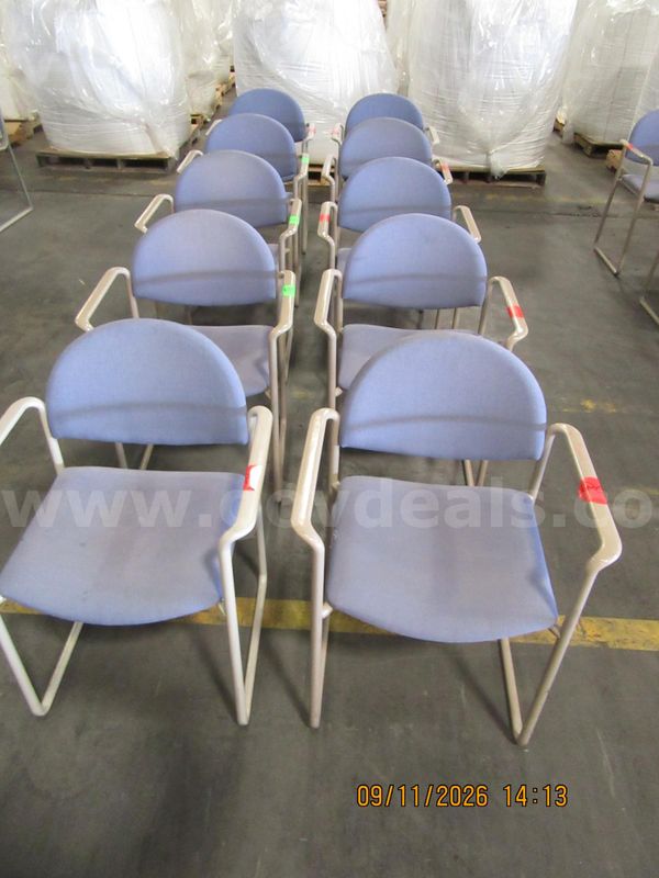 Lot of 10 Chairs