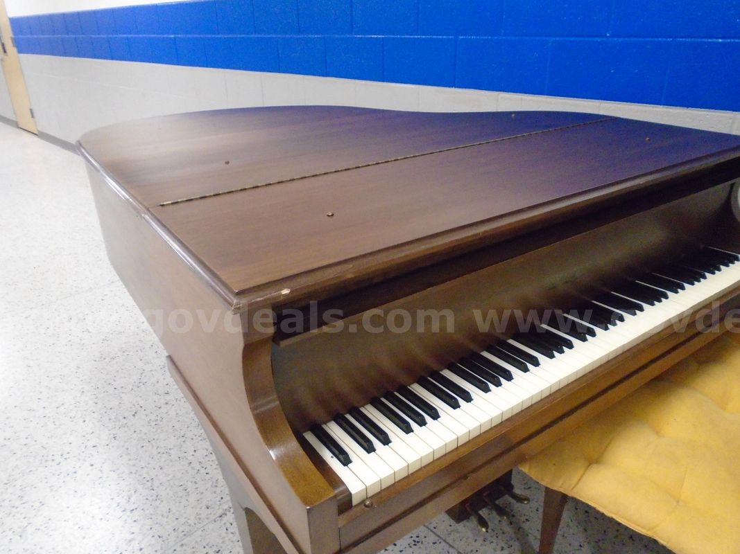 Pianos