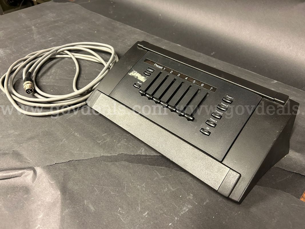 Electronic Theatre Controls portable (ETC) Legacy Unison control station