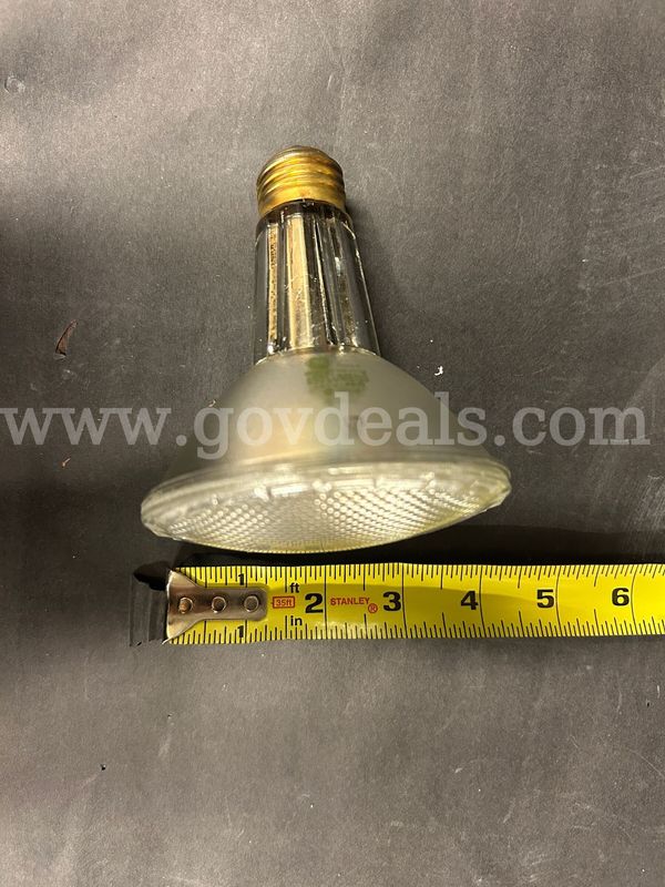 (8) Used 48W PAR30, 850 lumen lamps