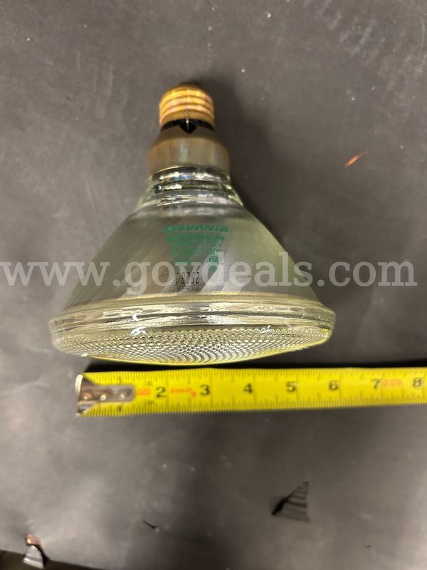 Lot of (2) Used Sylvania Capsylite 120W 130V Flood 30 degree lamps