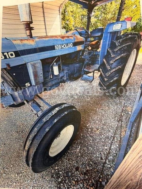 7610 New Holland Tractor