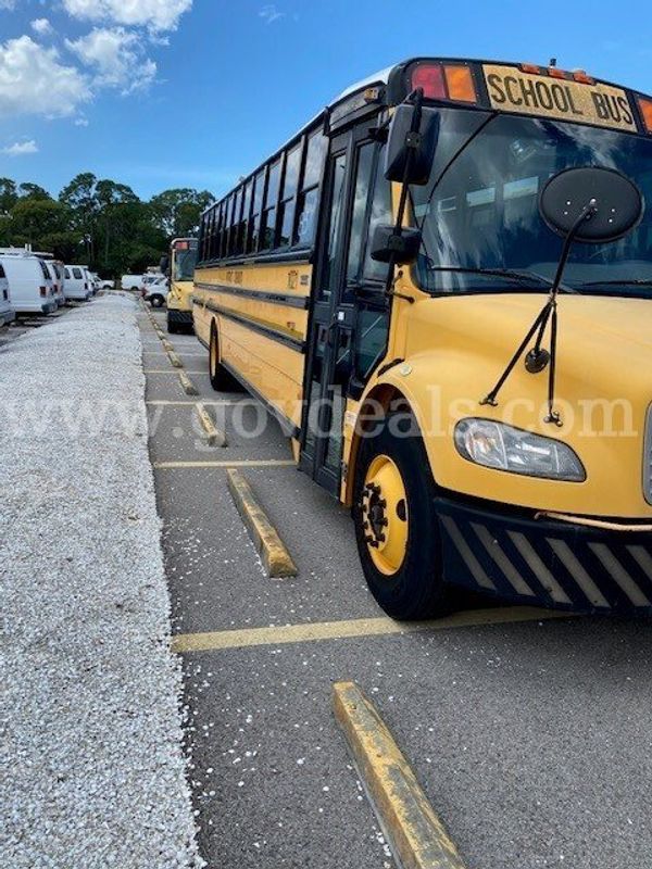 2011 Freightliner B2 Bus Chassis