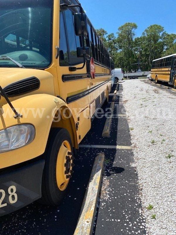 2011 Freightliner B2 Bus Chassis