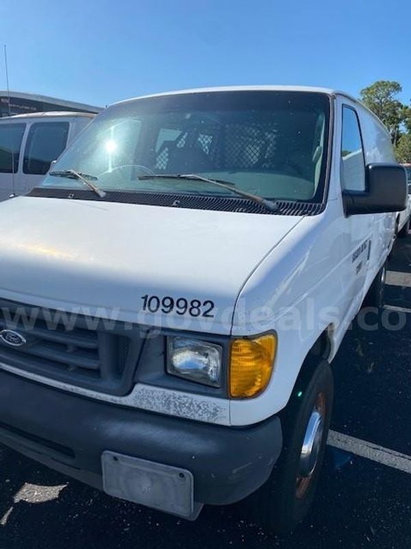 2004 Ford Econoline