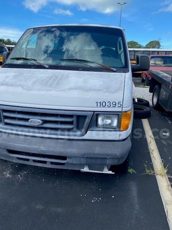 2004 Ford Econoline