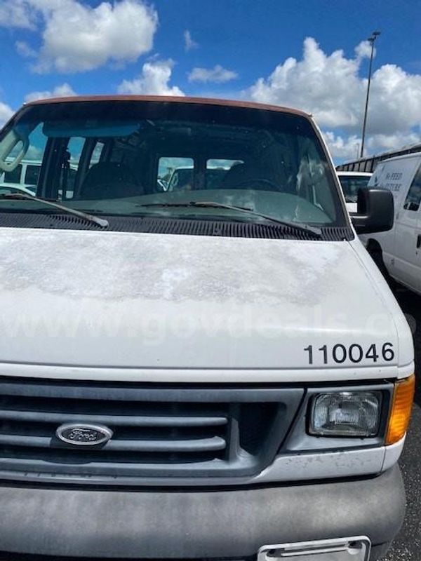 2004 Ford Econoline