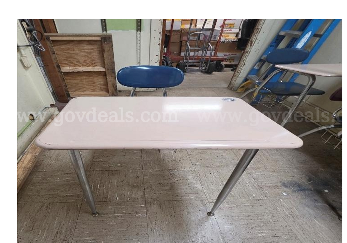 Bulk Lot of 45 High School Student Classroom Desks – Condition Varies