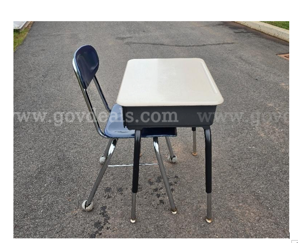 Bulk Lot of 50 Elementary School Desk