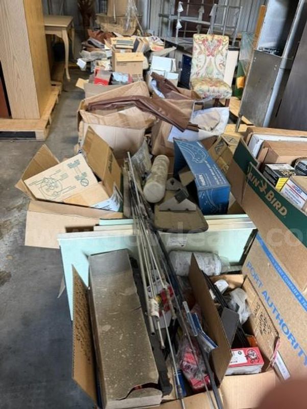 Pallets of Misc. Bus Parts (4)