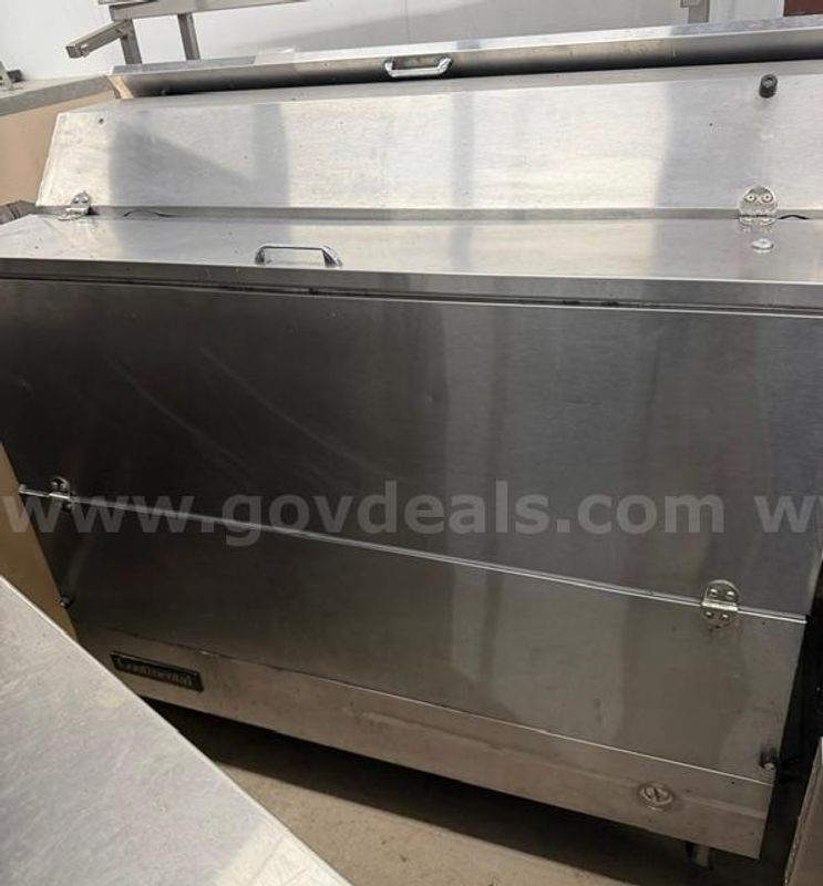 Continental Commercial Milk Cooler (1) Must Pick Up Quick!