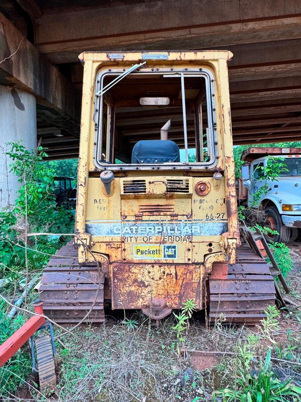 1998 Caterpillar D3C Dozier