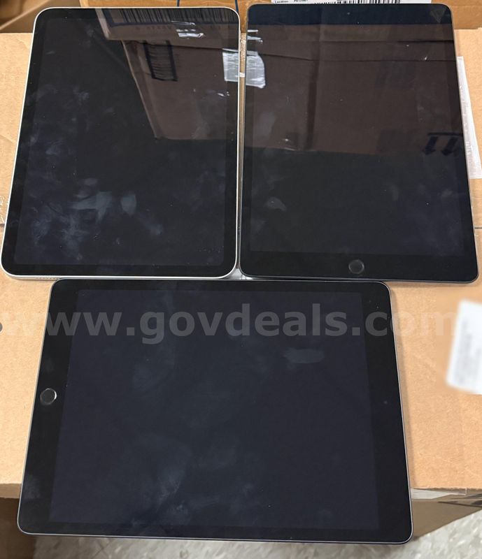 iPad Lot - Quantity of 9 - Used - Assorted Models - Generations 7, 8, 9, & 10