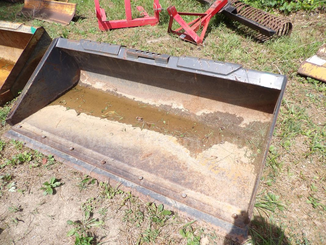 Bobcat Bucket