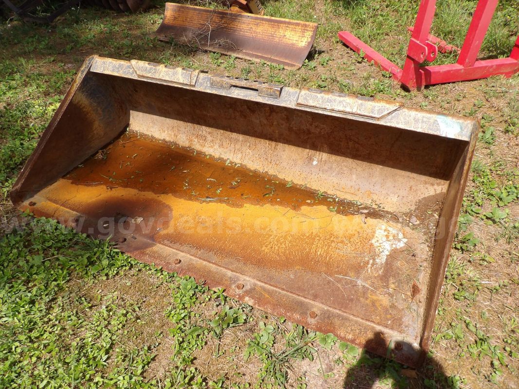 Bobcat Bucket