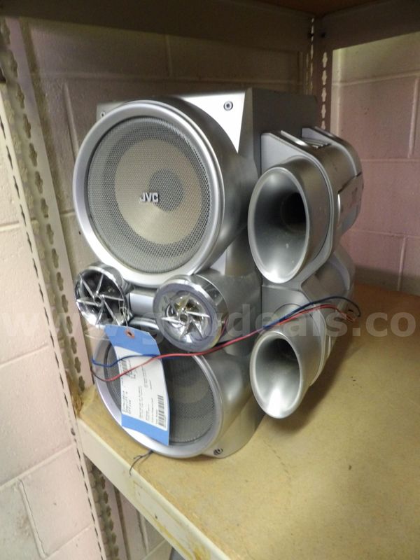 JVC Twin Gifa Tube Subwoofer