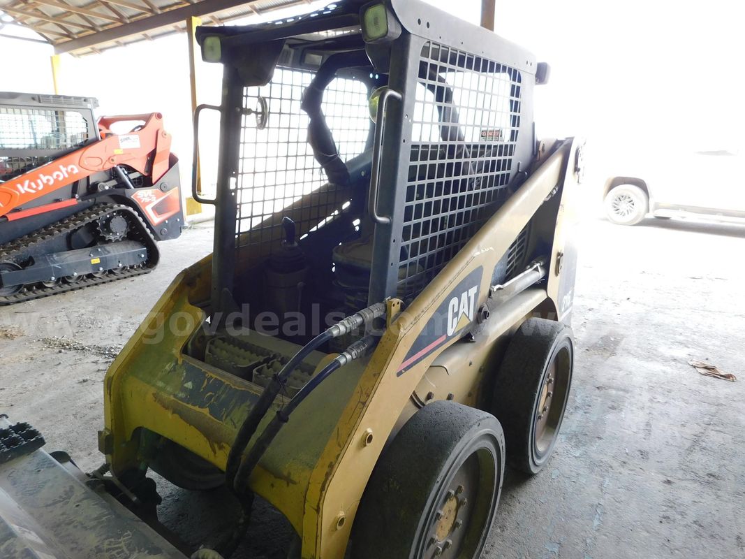 2000 Caterpillar 216 Skid Steer