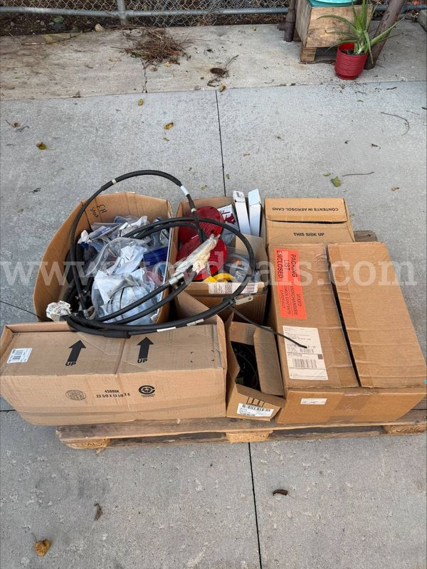 4 Pallets Of Miscellaneous Freightliner School Bus Parts (1998-2002)