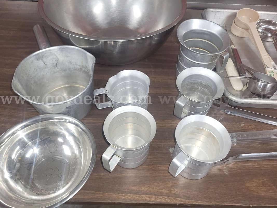 Utensil Lot 1