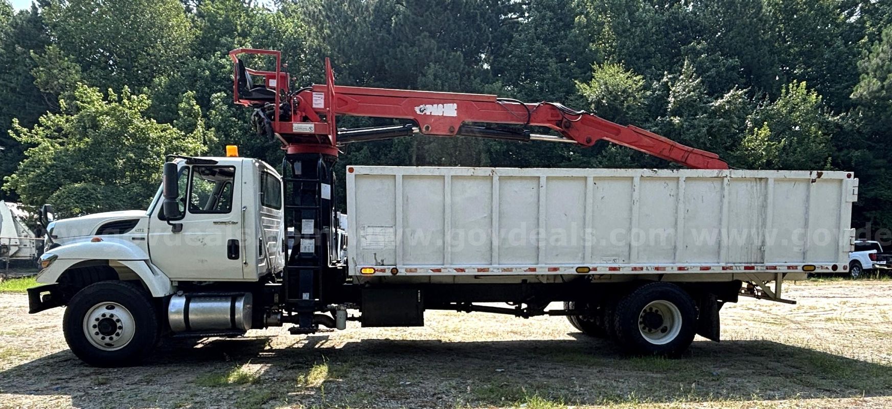 2009 International Navistar 7400, Pac-Mac Knuckle Boom Loader with Dump Body