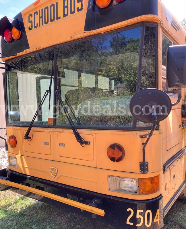 2006 International PB305
