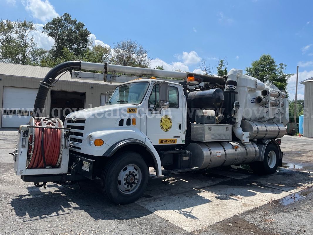 2003 Sterling L7500