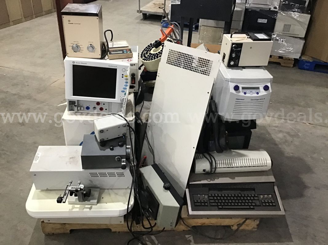 Lot 20 Lab Equipment 620 lbs including pallet