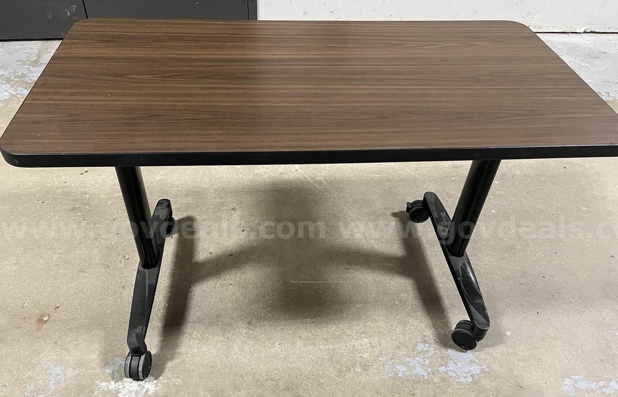 Hon Worksurface Desk On Casters