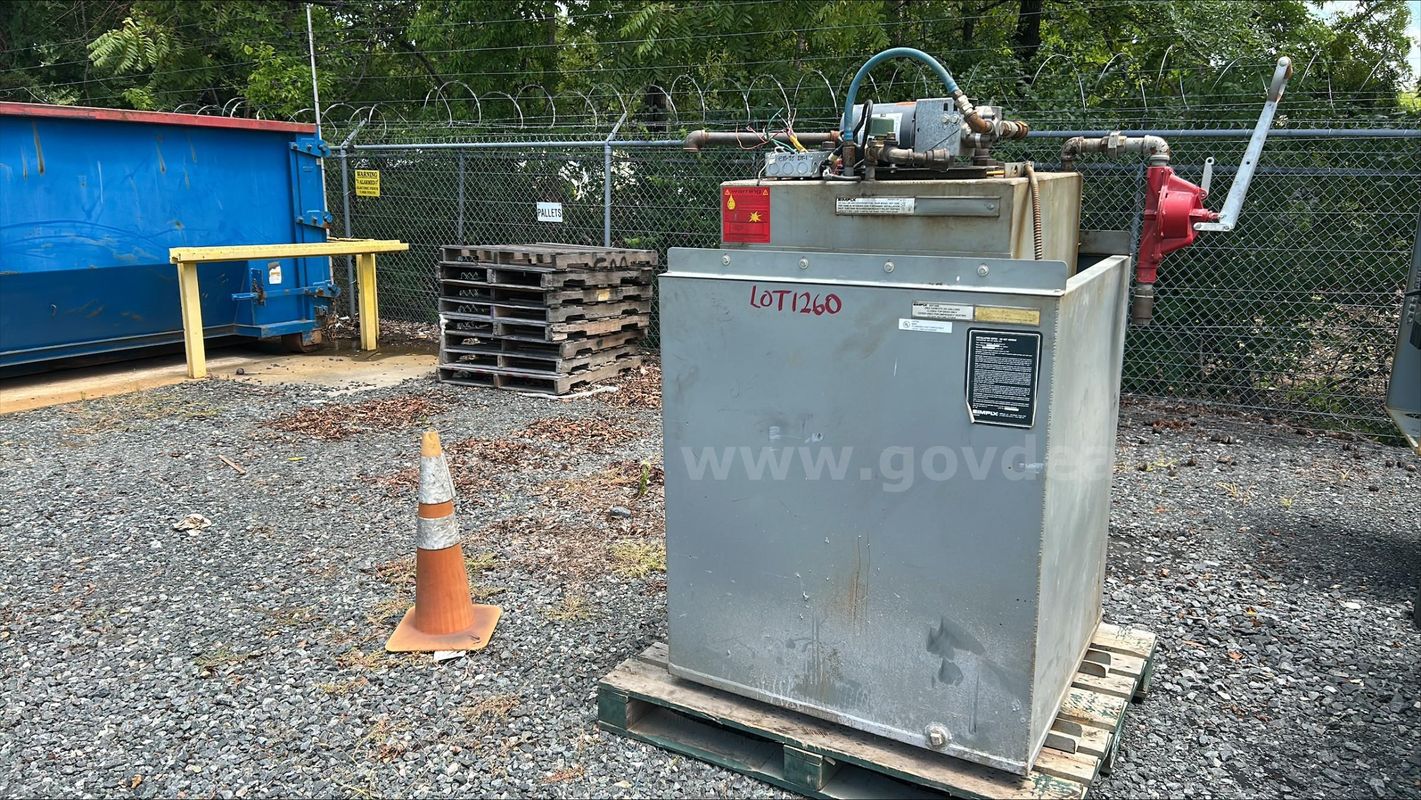 Simplex (SST150B)150 gallon fuel tank.. lot 1260