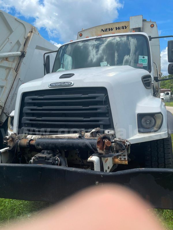 2016 Freightliner 114SD