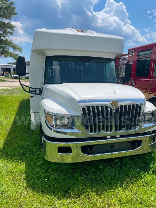 2014 IC Bus 3000