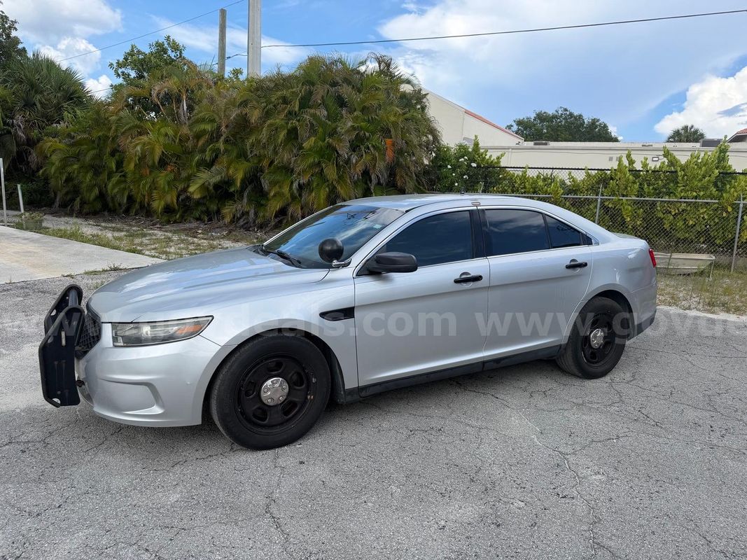 2016 Ford Taurus