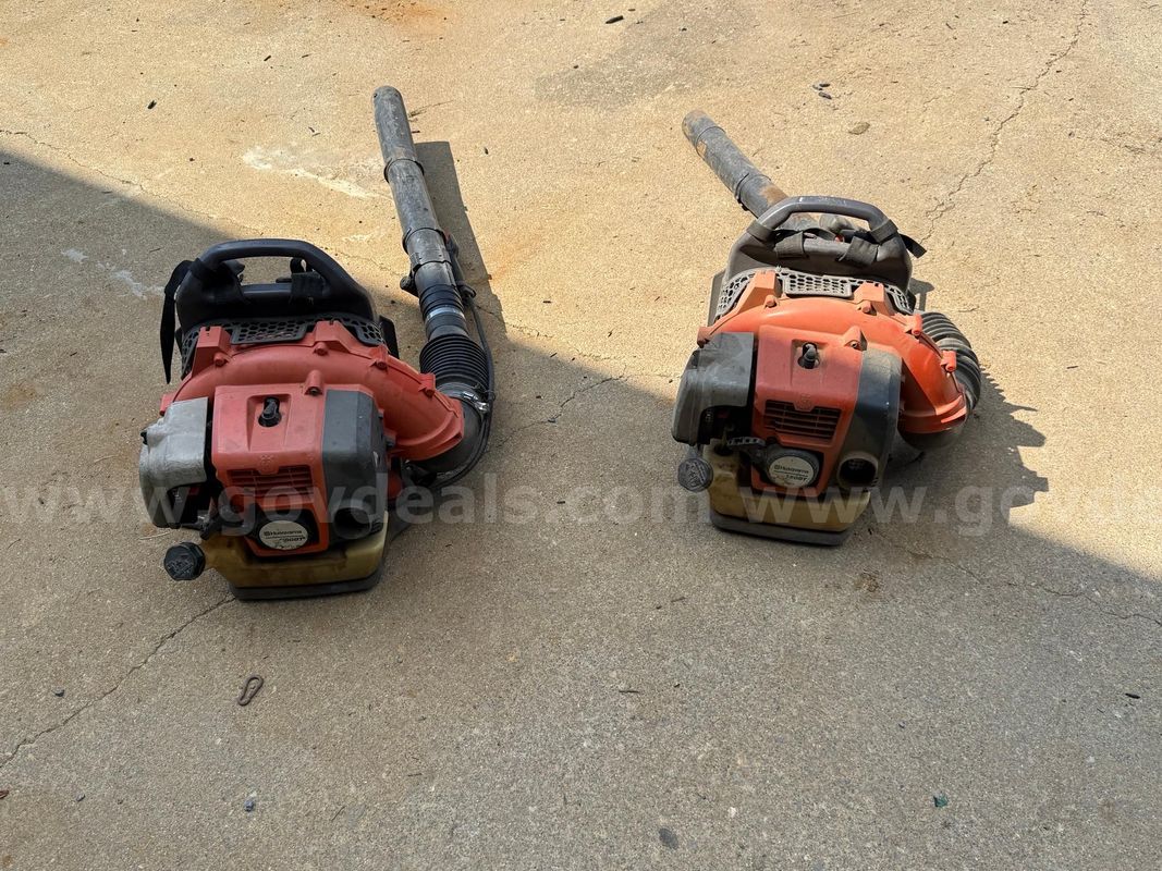 Pair of Husqvarna 150 BT Backpack Blowers