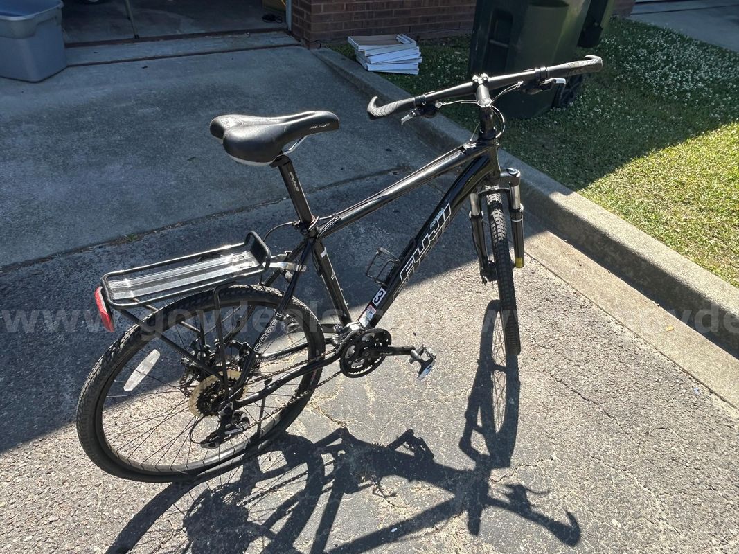 FUJI Code 1 bicycle